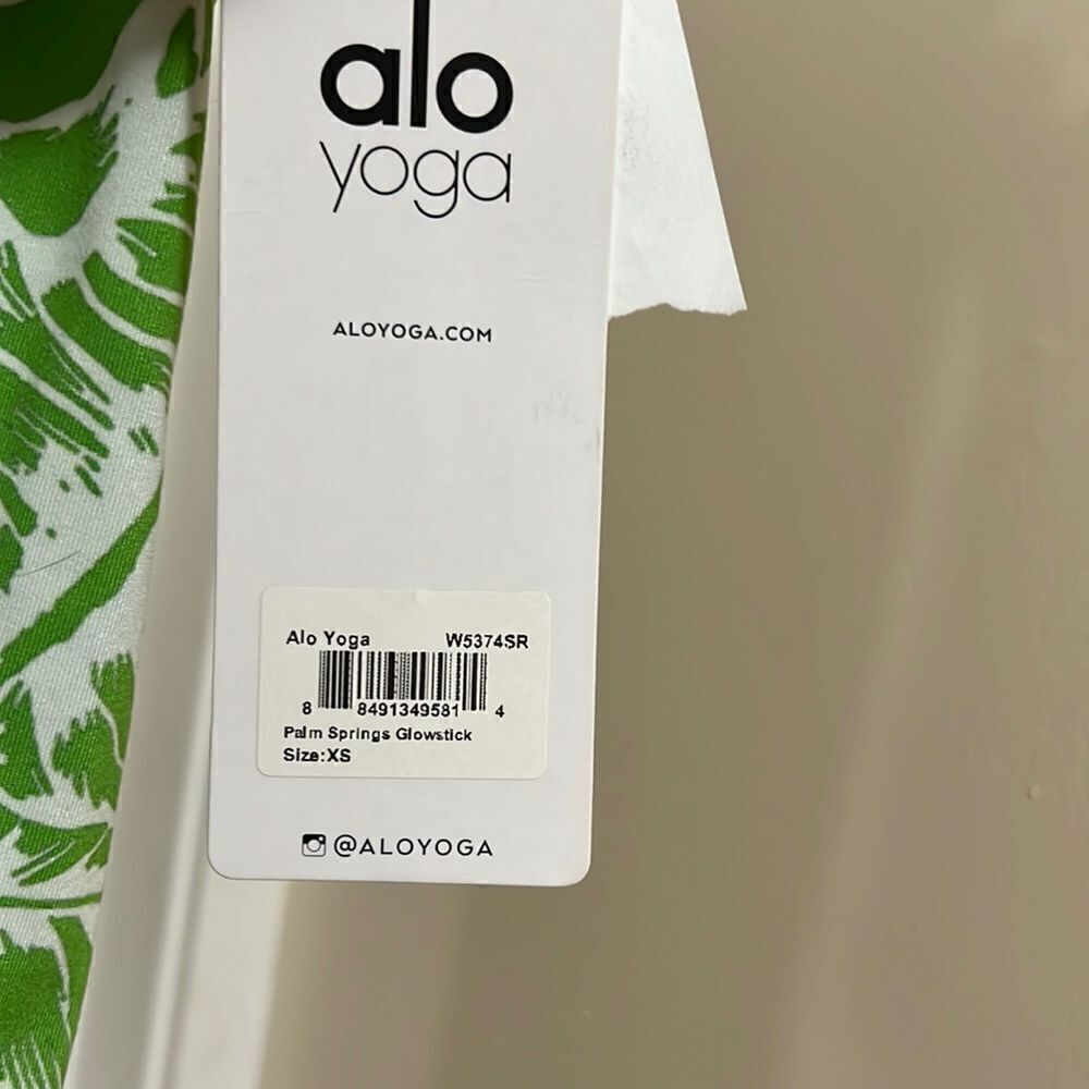 ALO yoga AIRBRUSH leggings - Picture 8 of 11